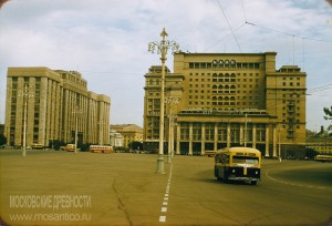 Jacques Dupaquier. Площадь Революции и гостиница Москва. 1956