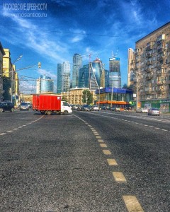 Комплекс Москва-сити, Большая Дорогомиловская улица. Фото Анны Нечаевой